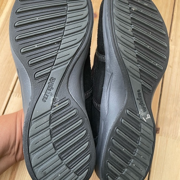 Easy Spirit Black Sneakers Mesh Slip-On - Picture 3 of 4